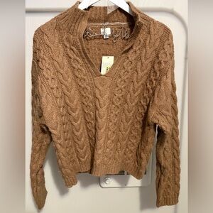 NWT Cozy Cable Knit V-Neck Sweater - Brown